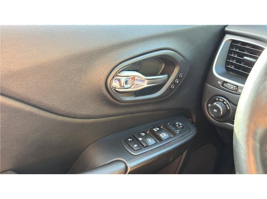 2019 Jeep Cherokee Trailhawk Elite