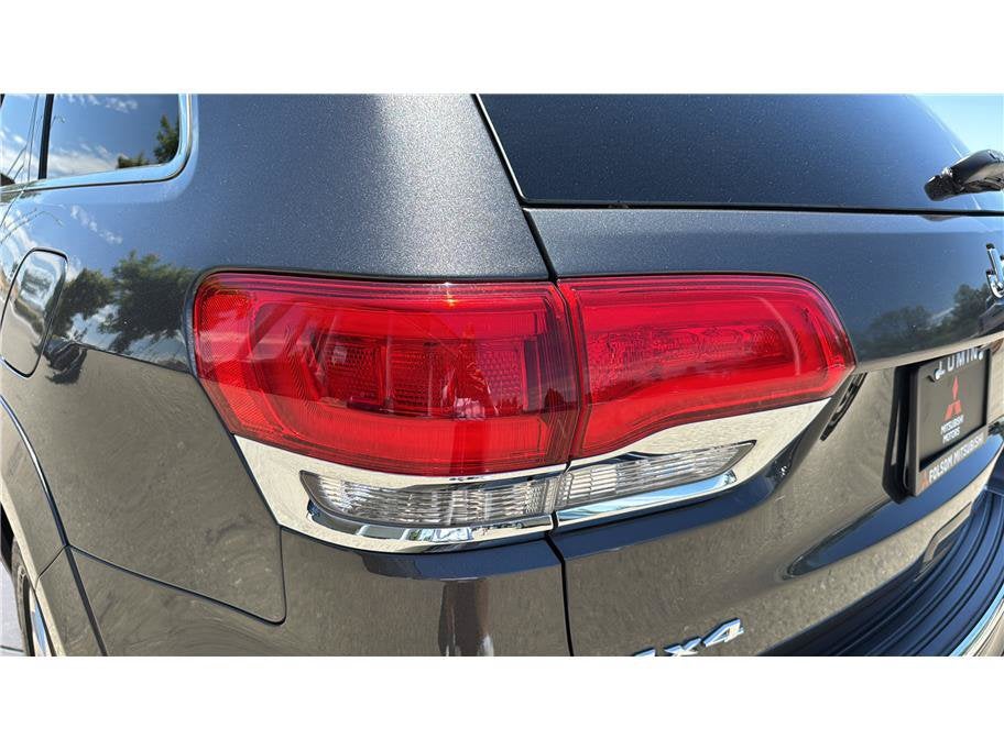 2020 Jeep Grand Cherokee Summit