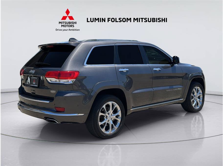 2020 Jeep Grand Cherokee Summit