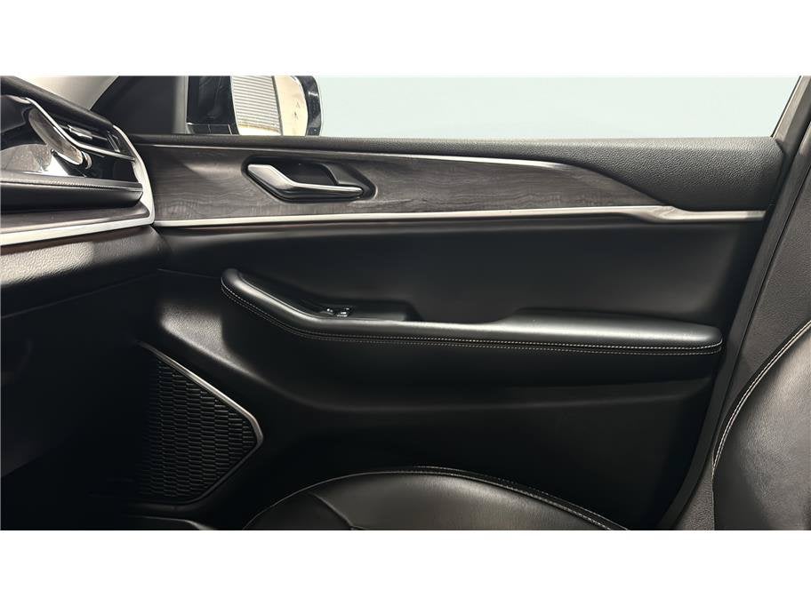2024 Jeep Grand Cherokee 4xe Sport Utility 4D