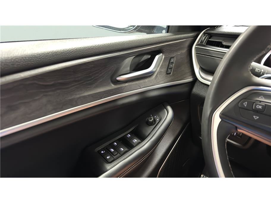 2024 Jeep Grand Cherokee 4xe Sport Utility 4D