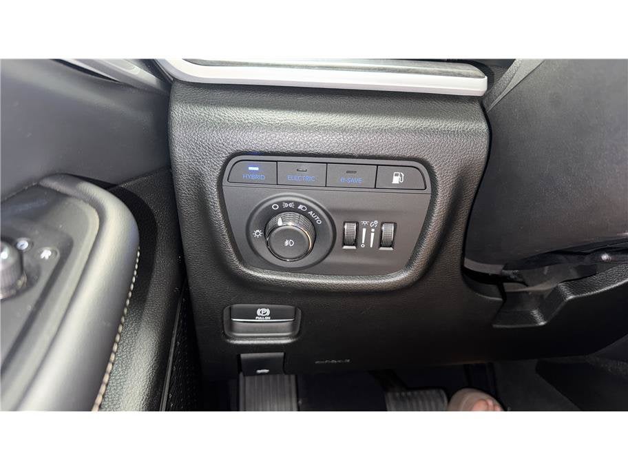 2024 Jeep Grand Cherokee 4xe Sport Utility 4D