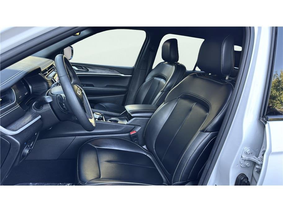 2024 Jeep Grand Cherokee 4xe Sport Utility 4D