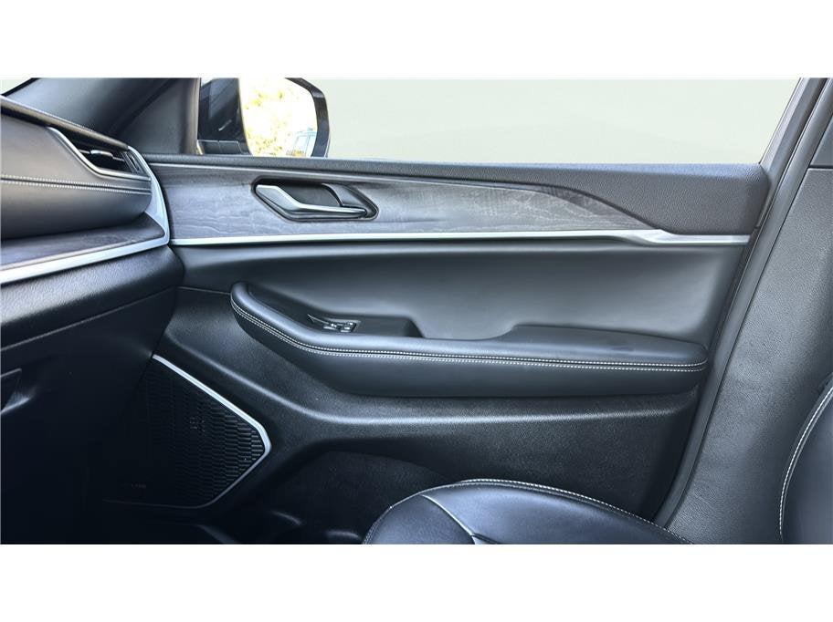 2024 Jeep Grand Cherokee 4xe Sport Utility 4D