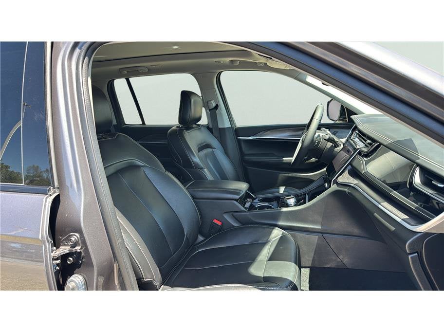 2022 Jeep Grand Cherokee 4xe Sport Utility 4D