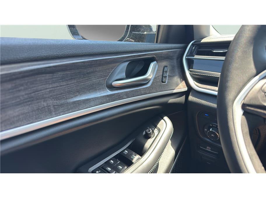 2022 Jeep Grand Cherokee 4xe Sport Utility 4D