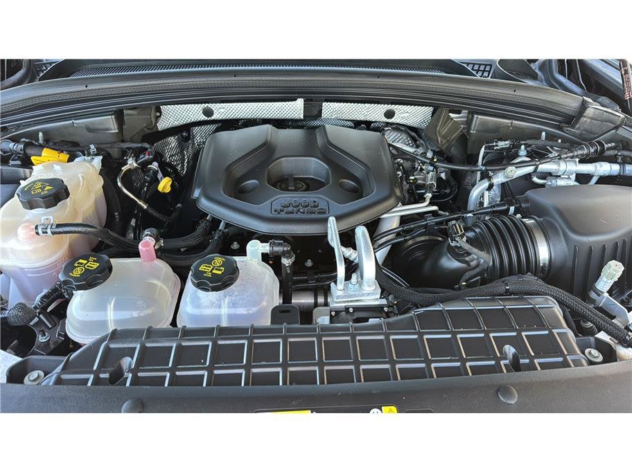 2022 Jeep Grand Cherokee 4xe Sport Utility 4D