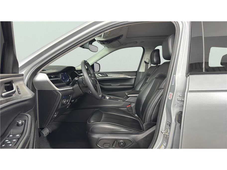 2023 Jeep Grand Cherokee 4xe Sport Utility 4D