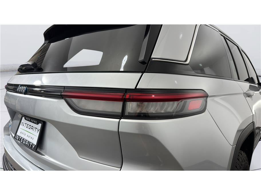 2023 Jeep Grand Cherokee 4xe Sport Utility 4D