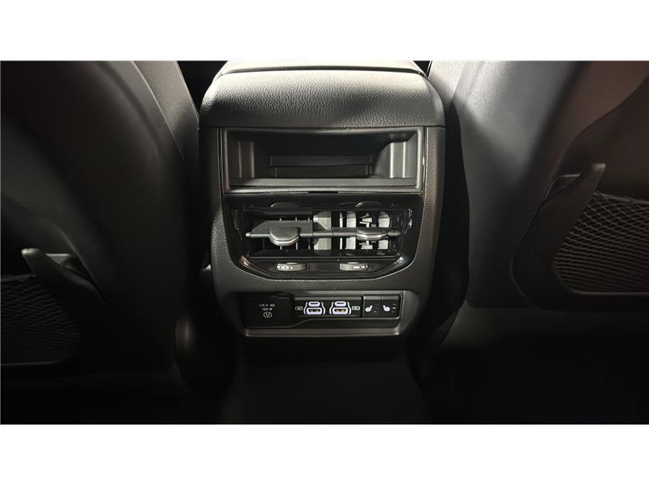 2023 Jeep Grand Cherokee 4xe Overland