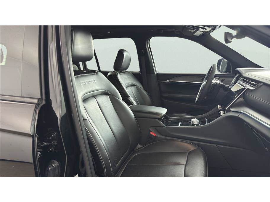 2023 Jeep Grand Cherokee 4xe Overland