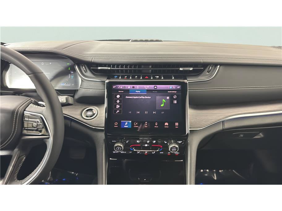 2023 Jeep Grand Cherokee 4xe Overland