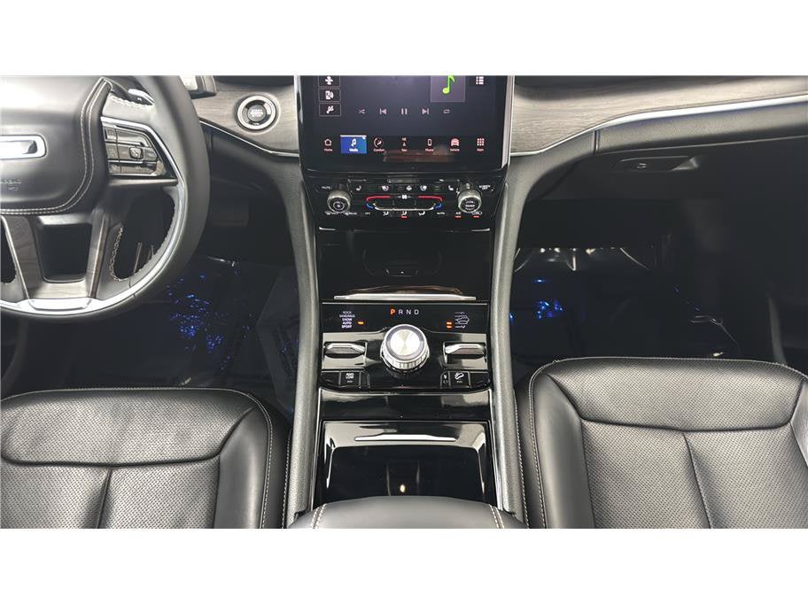 2023 Jeep Grand Cherokee 4xe Overland