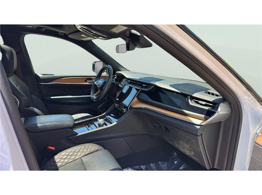 2022 Jeep Grand Cherokee 4xe Summit Reserve