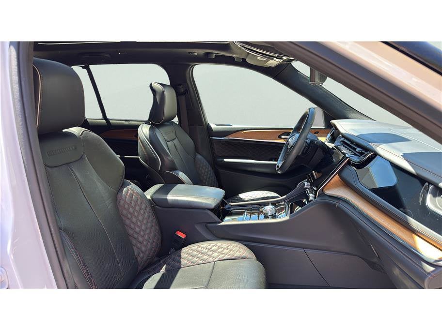 2022 Jeep Grand Cherokee 4xe Summit Reserve