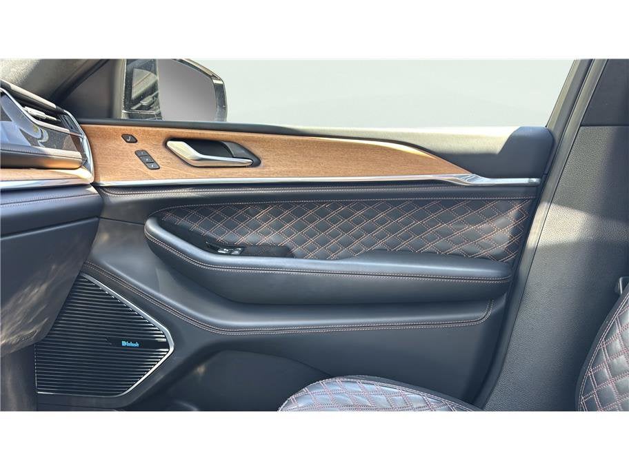 2022 Jeep Grand Cherokee 4xe Summit Reserve