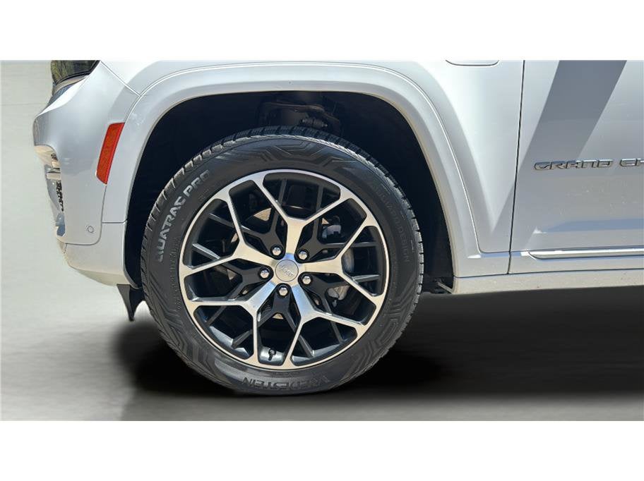 2022 Jeep Grand Cherokee 4xe Summit Reserve