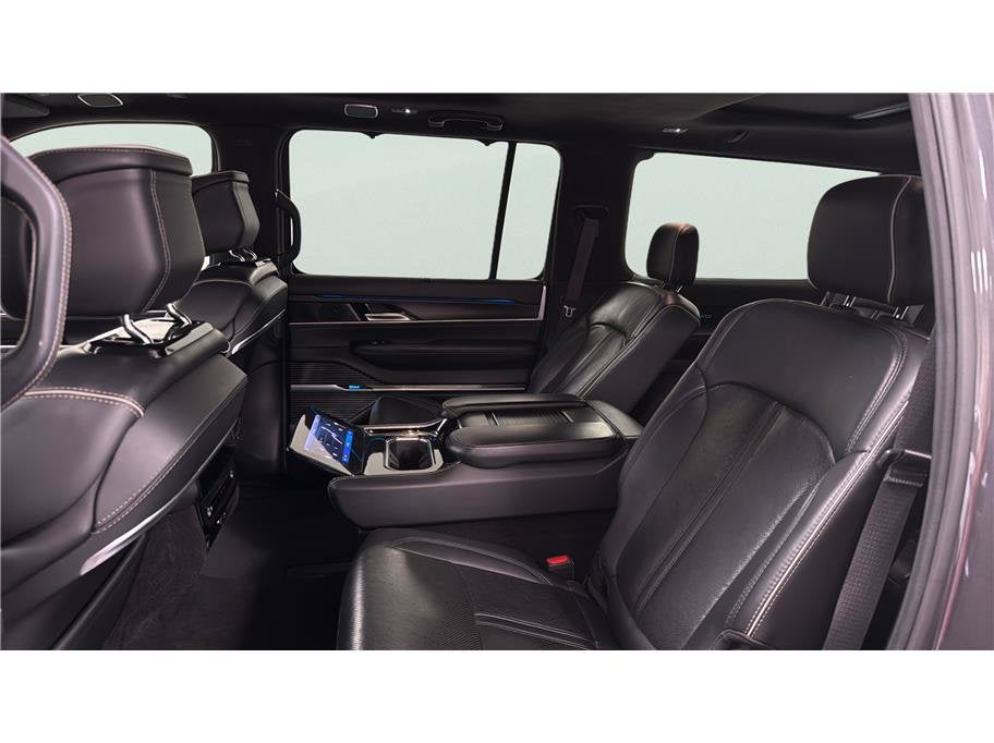 2024 Jeep Grand Wagoneer L Series II