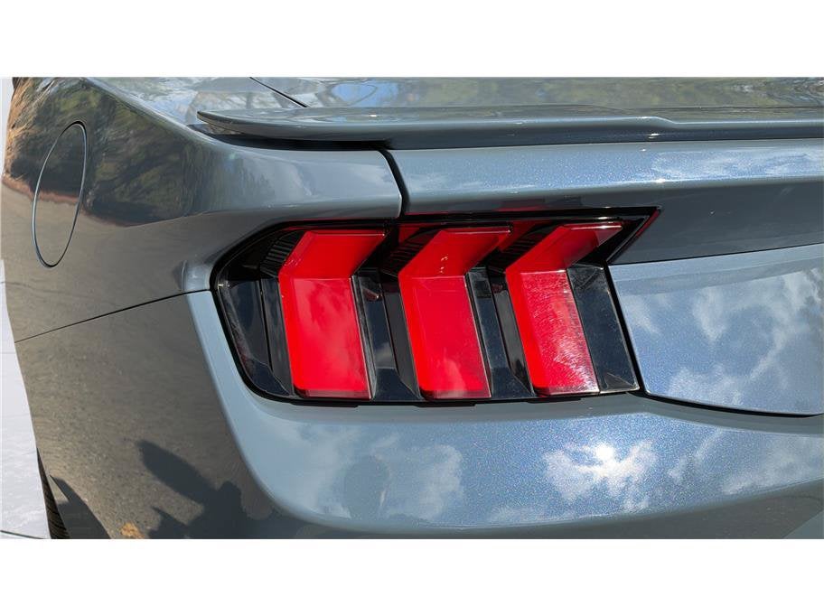 2024 Ford Mustang GT Coupe 2D
