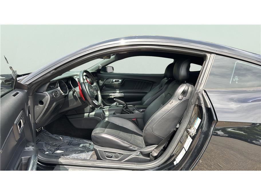 2017 Ford Mustang EcoBoost Premium Coupe 2D