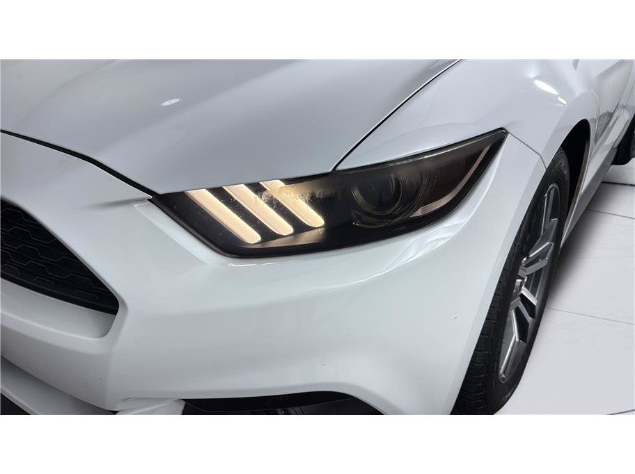 2016 Ford Mustang EcoBoost Premium Coupe 2D