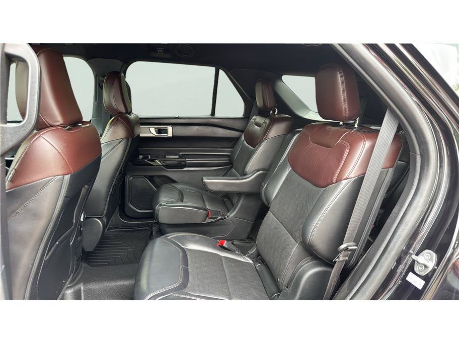 2021 Ford Explorer Platinum