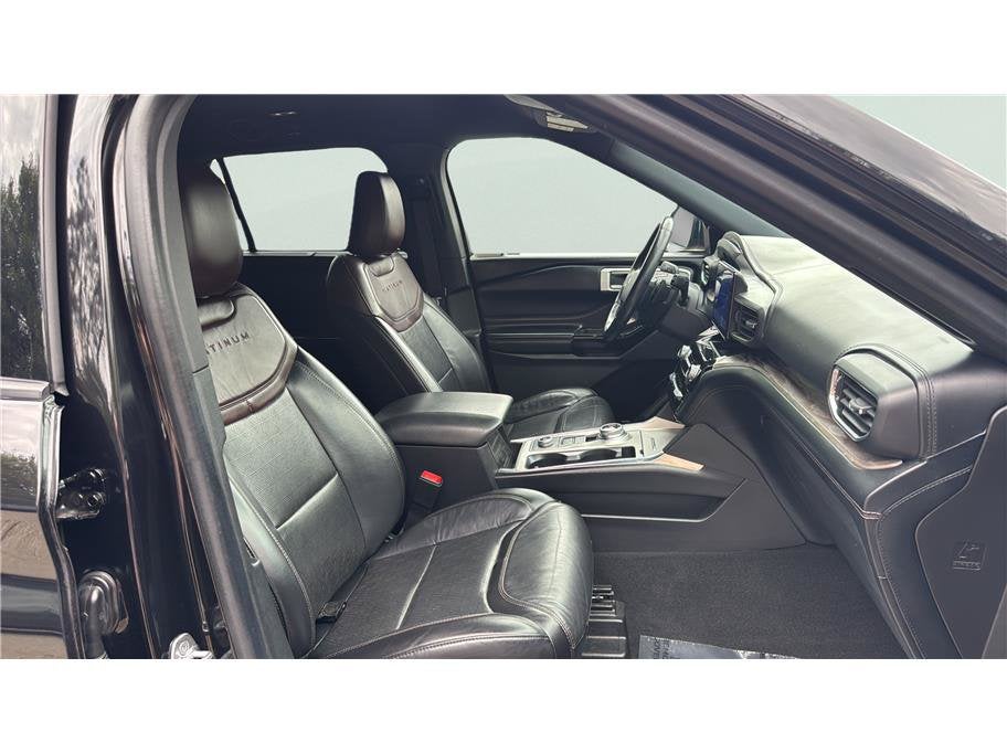 2021 Ford Explorer Platinum