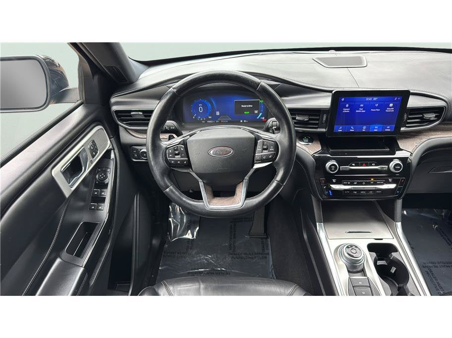 2021 Ford Explorer Platinum