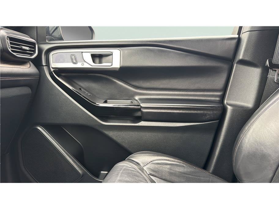2021 Ford Explorer Platinum