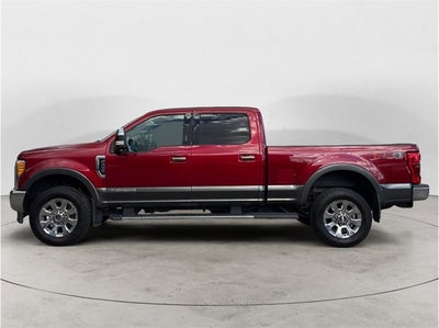 2017 Ford Super Duty F-250 SRW Lariat Pickup 4D 6 3/4 ft