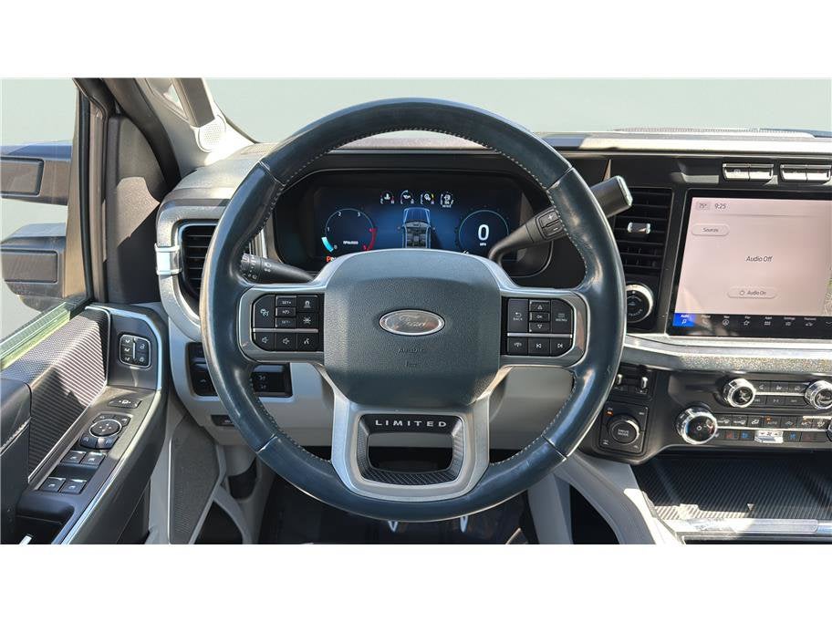 2023 Ford Super Duty F-350 SRW Limited Pickup 4D 8 ft