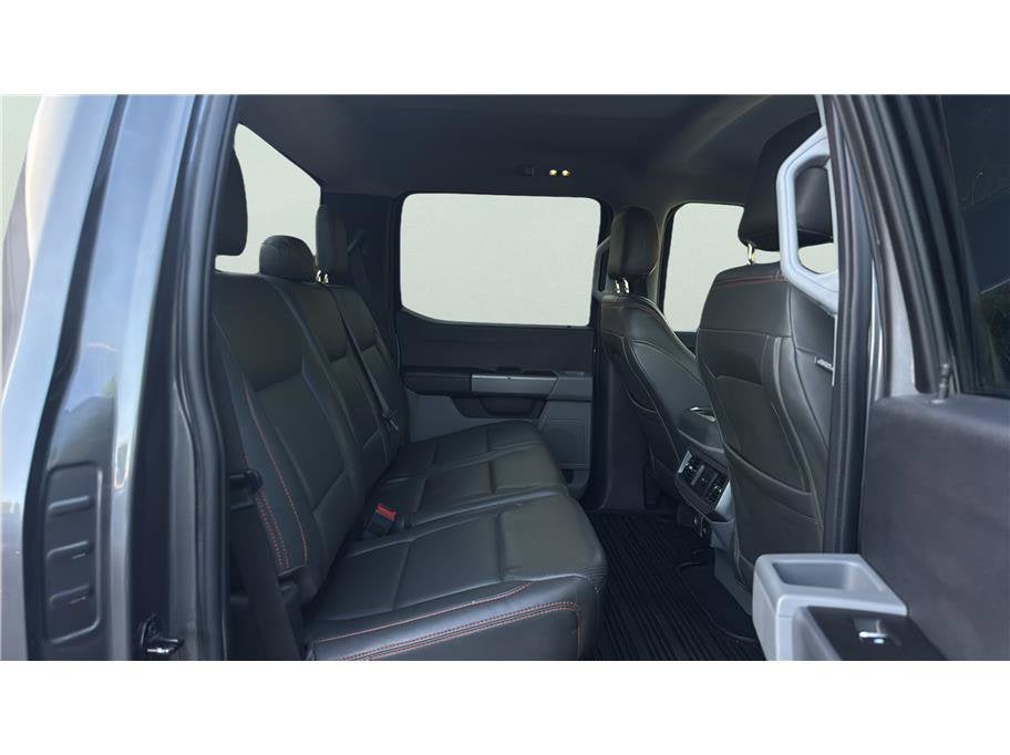 2023 Ford Super Duty F-350 SRW XLT Pickup 4D 6 3/4 ft