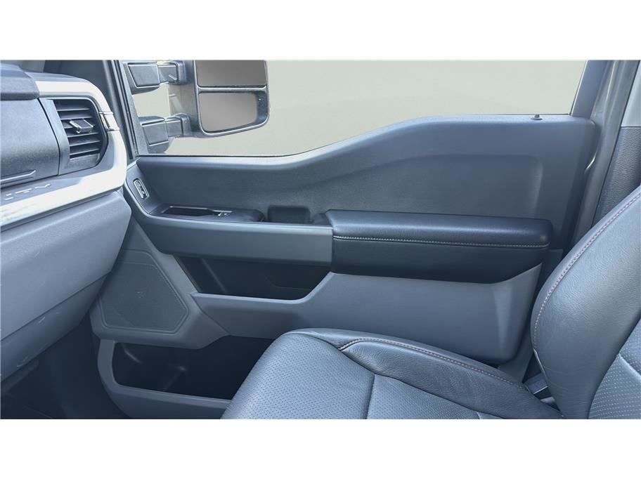 2023 Ford Super Duty F-350 SRW XLT Pickup 4D 6 3/4 ft