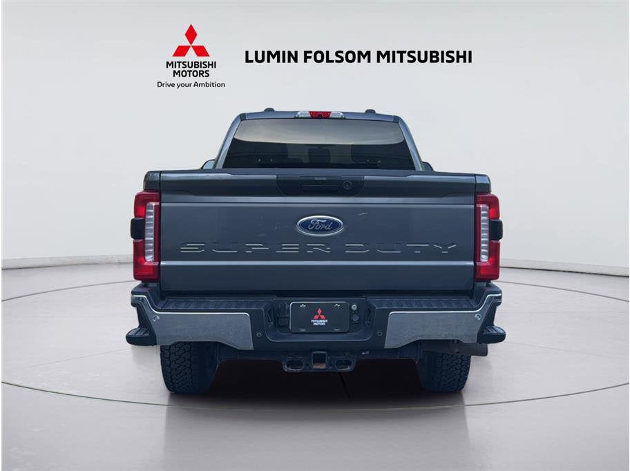 2023 Ford Super Duty F-350 SRW XLT Pickup 4D 6 3/4 ft