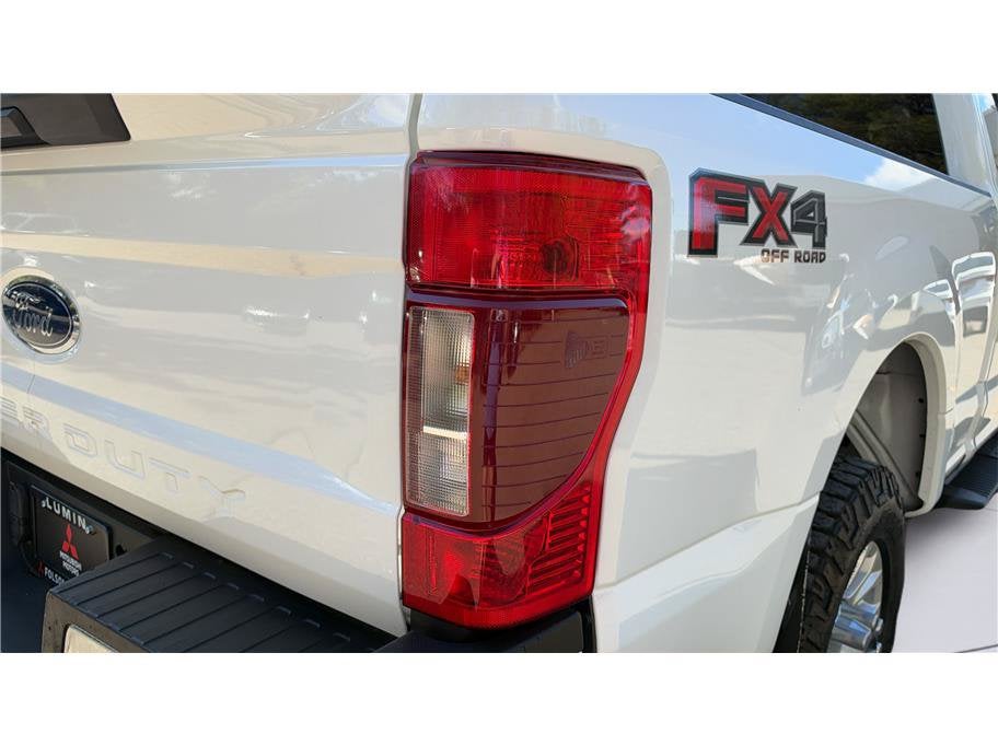 2022 Ford Super Duty F-350 SRW XLT Pickup 4D 6 3/4 ft