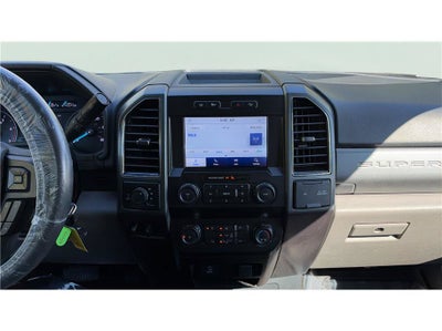 2022 Ford Super Duty F-350 SRW XLT Pickup 4D 6 3/4 ft