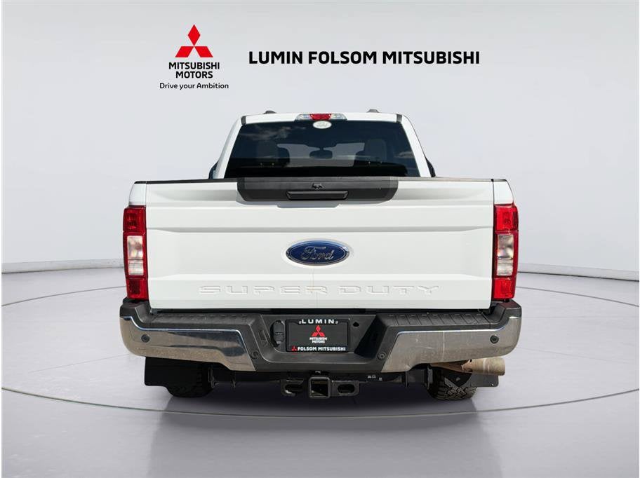 2022 Ford Super Duty F-350 SRW XLT Pickup 4D 6 3/4 ft