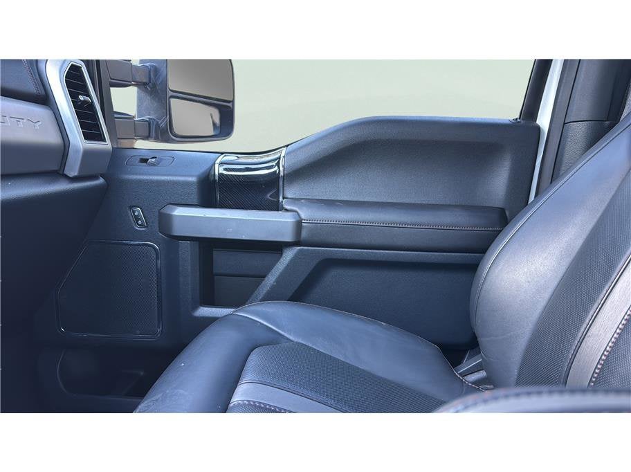 2022 Ford Super Duty F-450 DRW Platinum Pickup 4D 8 ft