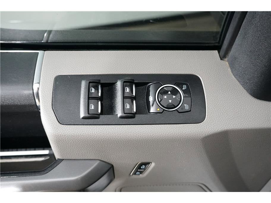 2020 Ford F-150 XLT Pickup 4D 5 1/2 ft