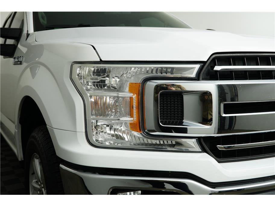 2020 Ford F-150 XLT Pickup 4D 5 1/2 ft