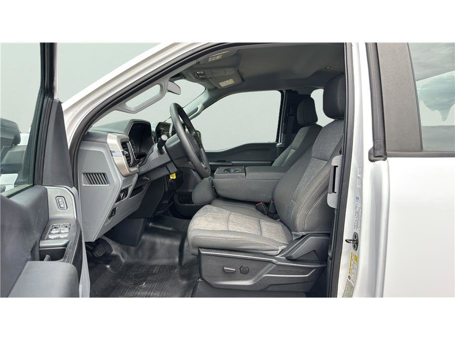 2021 Ford F-150 XL Pickup 4D 6 1/2 ft