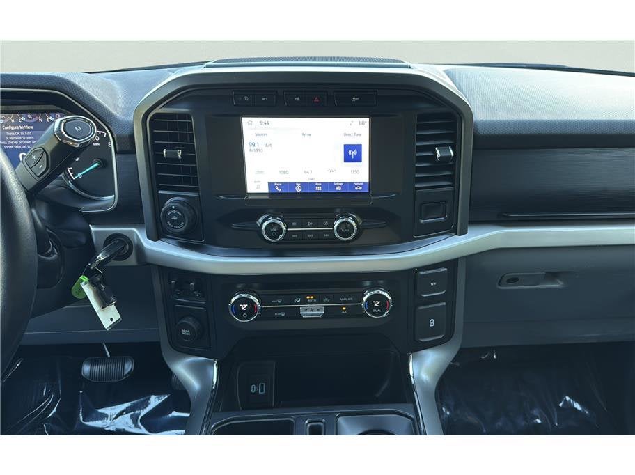 2021 Ford F-150 XLT Pickup 4D 6 1/2 ft