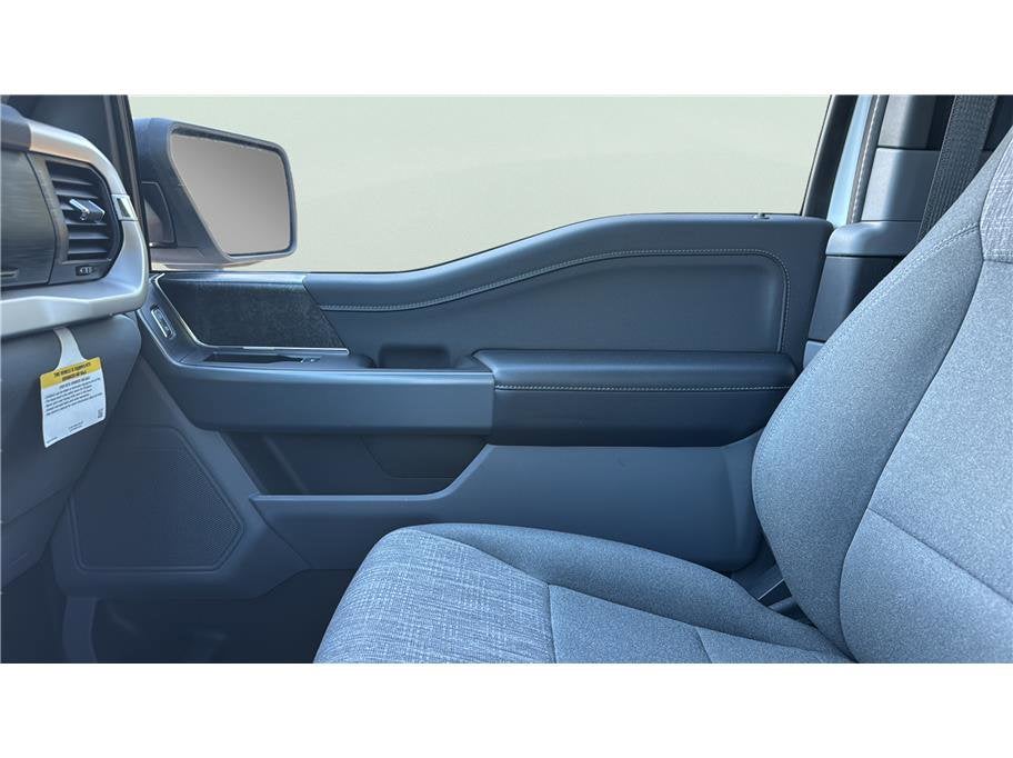 2021 Ford F-150 XLT Pickup 4D 6 1/2 ft