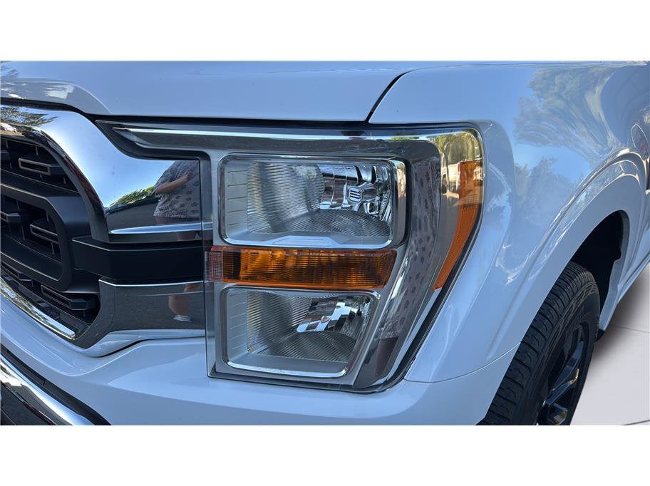 2021 Ford F-150 XLT Pickup 4D 6 1/2 ft