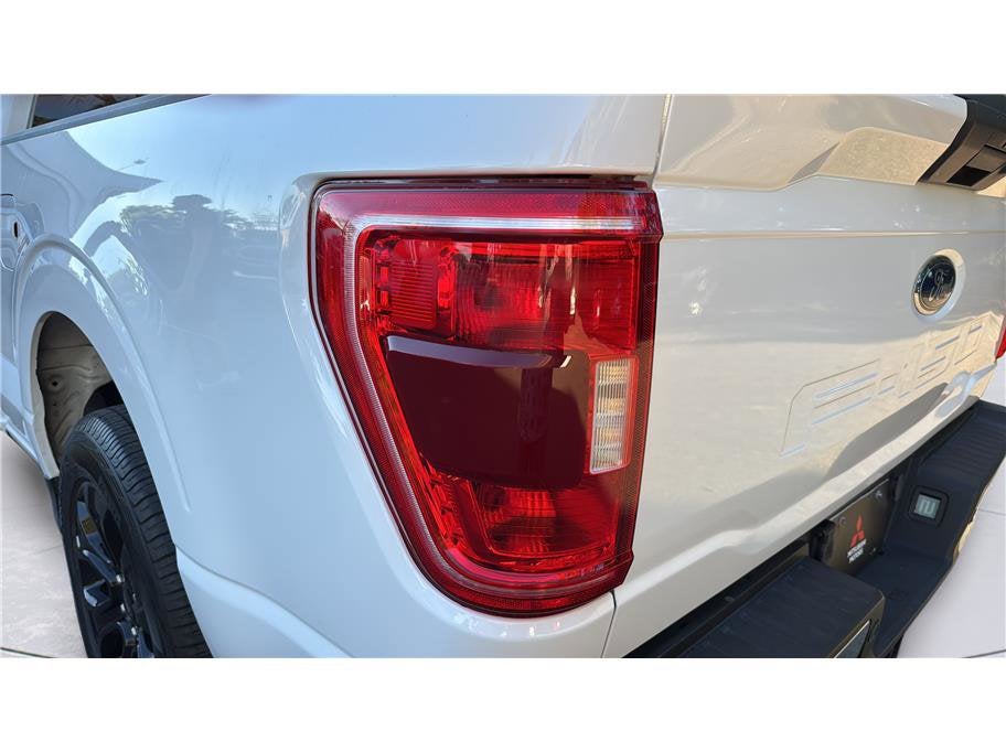 2021 Ford F-150 XLT Pickup 4D 6 1/2 ft