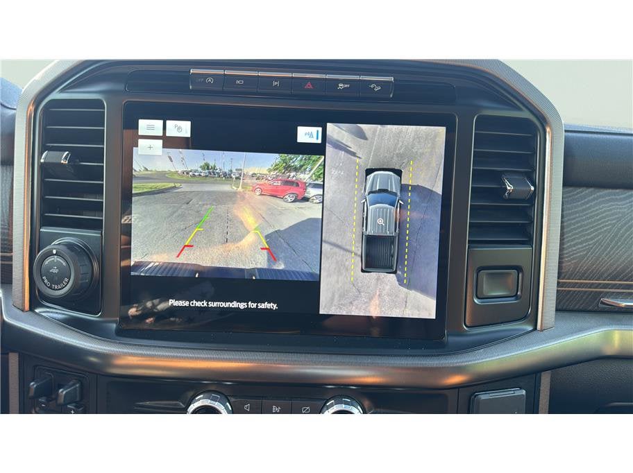 2023 Ford F-150 Platinum Pickup 4D 5 1/2 ft