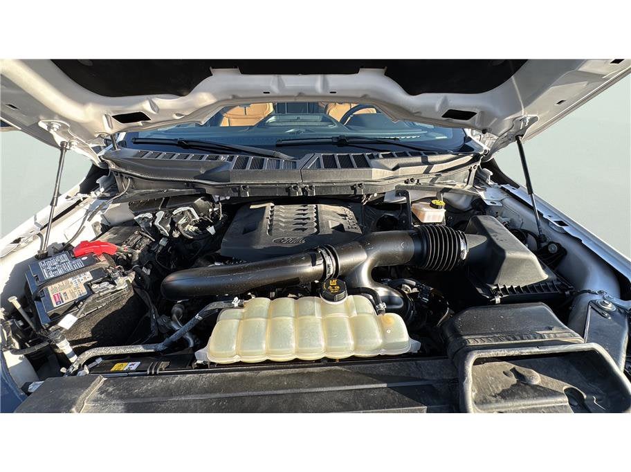 2023 Ford F-150 Platinum Pickup 4D 5 1/2 ft