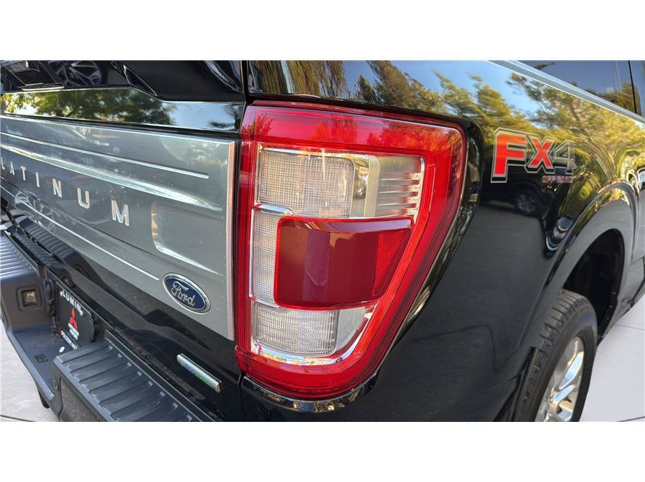 2022 Ford F-150 Platinum Pickup 4D 5 1/2 ft