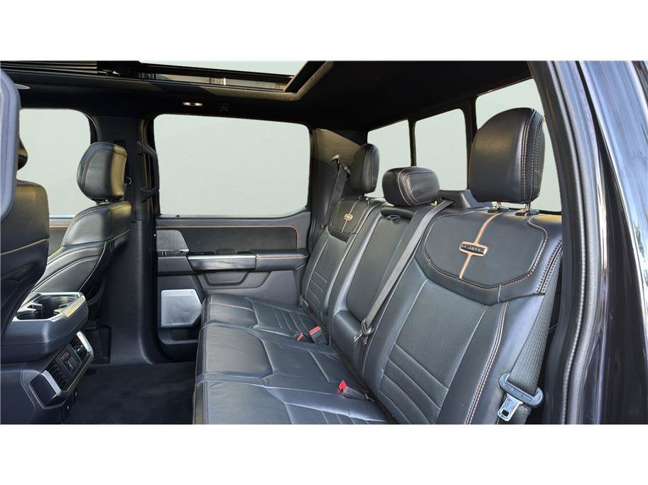 2022 Ford F-150 Platinum Pickup 4D 5 1/2 ft
