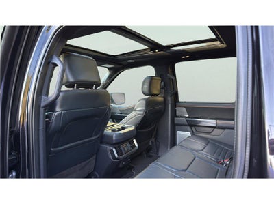 2022 Ford F-150 Platinum Pickup 4D 5 1/2 ft